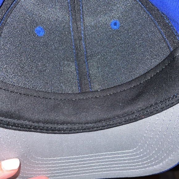 Retro Fan Favorite Chicago Cubs MLB Snap-back Baseball Hat - Picture 7 of 8